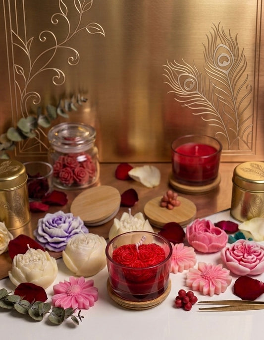 Heart-shaped candle with Japanese Magnolia Scent