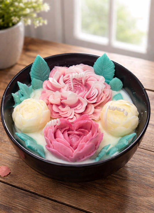 Gardenia candle — the perfect Mother’s Day gift, or a soft, romantic touch for your lover